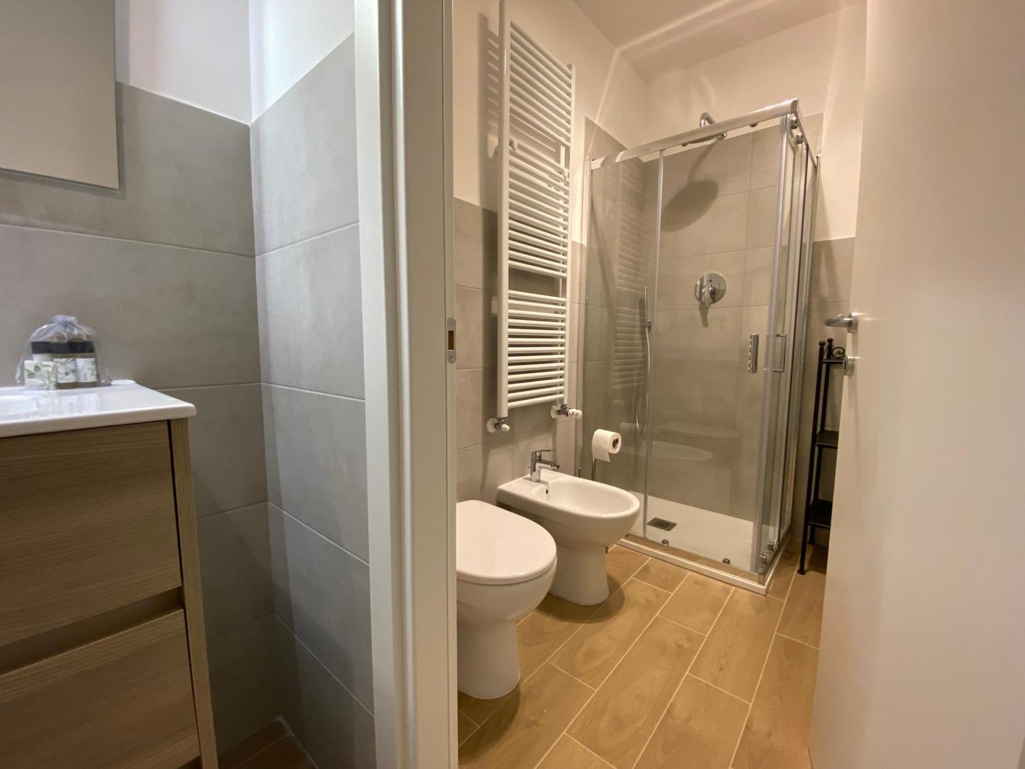 Avantgard Rooms Terrace Suite Bolonia Exterior foto